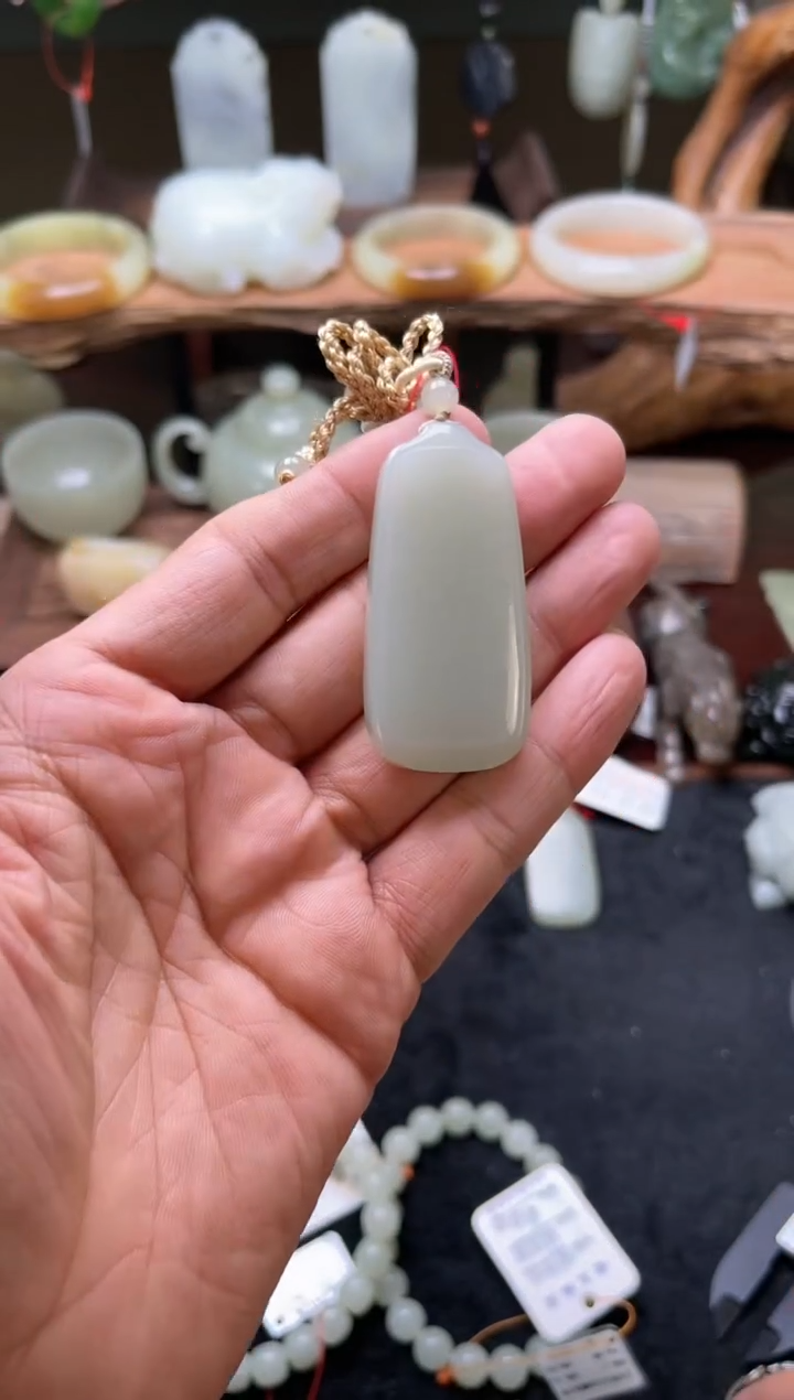 【闪购商品】和田玉吊坠未镶嵌且末迪克兰 无事牌9004132