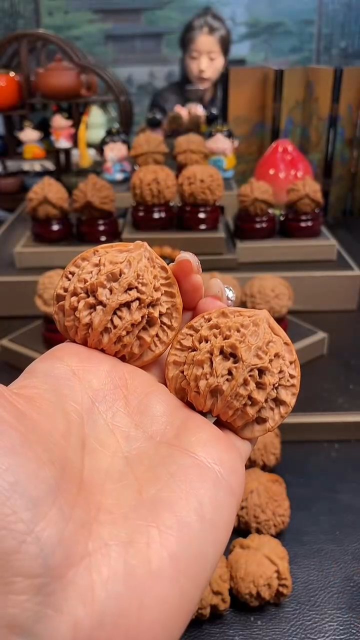 【闪购商品】文玩核桃吊坠D878蟠龙纹45