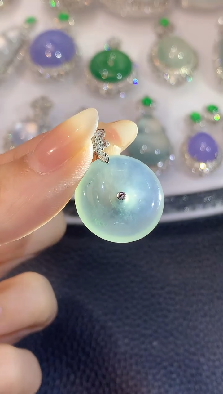 翡翠18K金镶嵌吊坠(不含链)C16