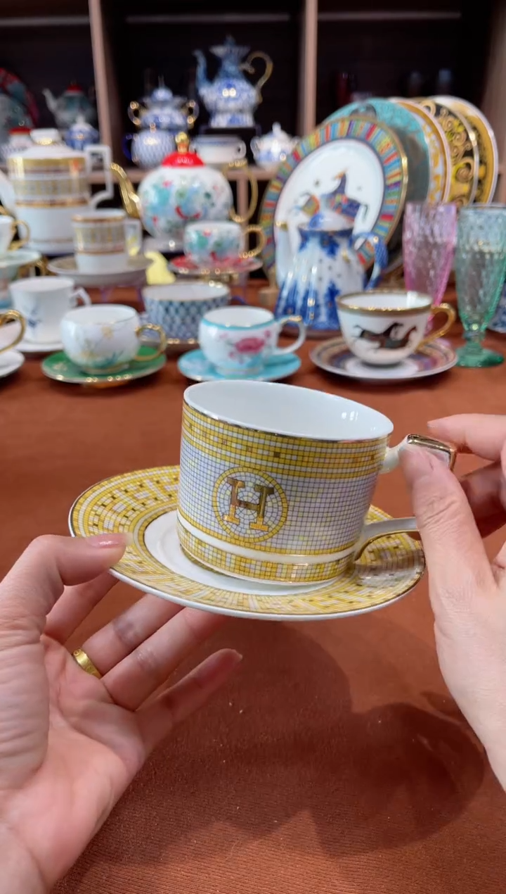 【闪购商品】瓷片H福利杯碟······