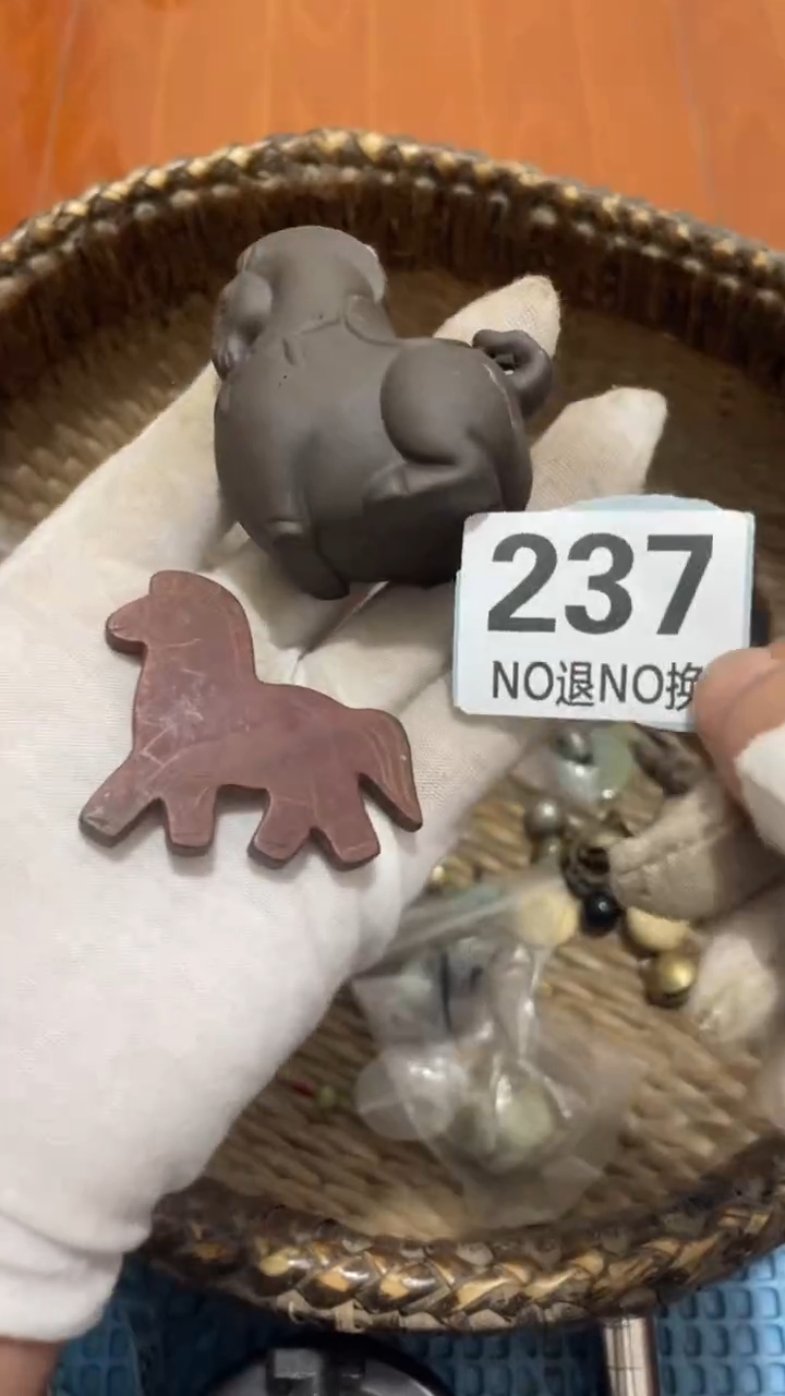 陶瓷猫**师直播间火爆热卖