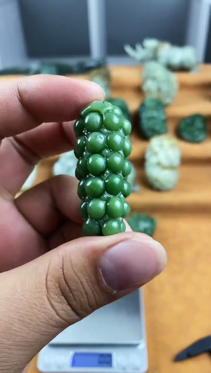 未镶嵌和田玉把件1