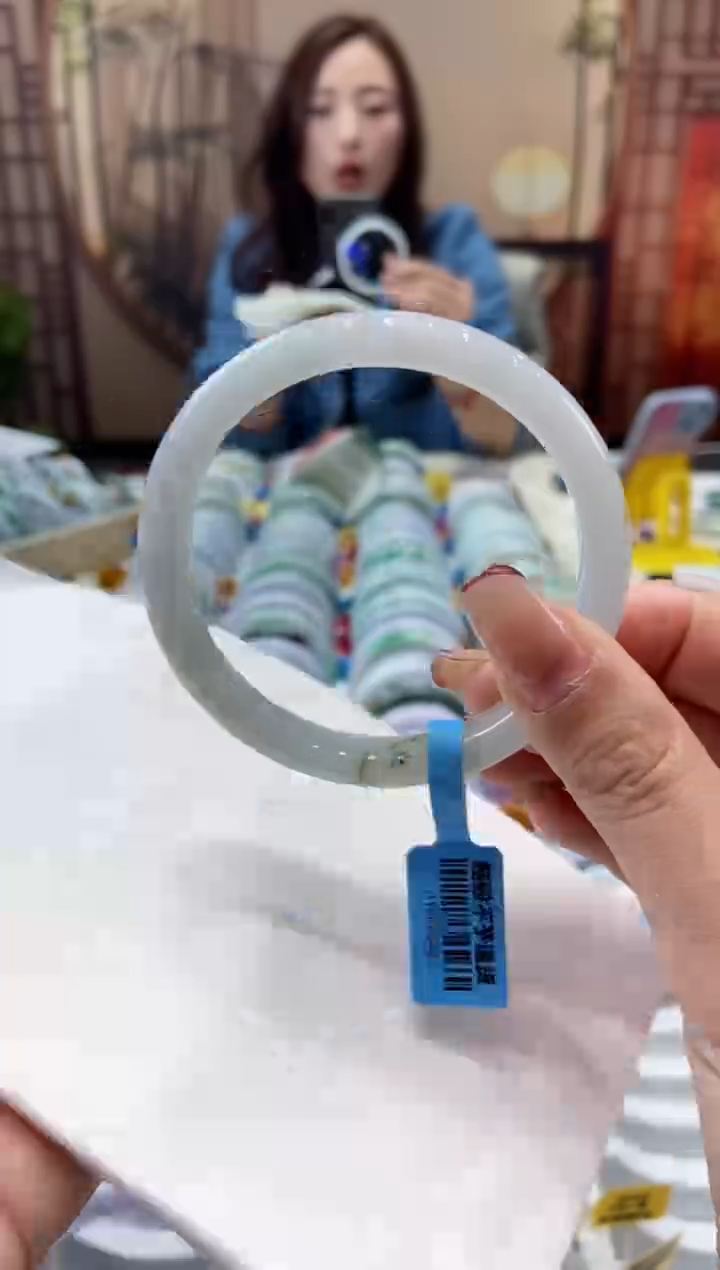 【闪购商品】翡翠手镯未镶嵌00007629