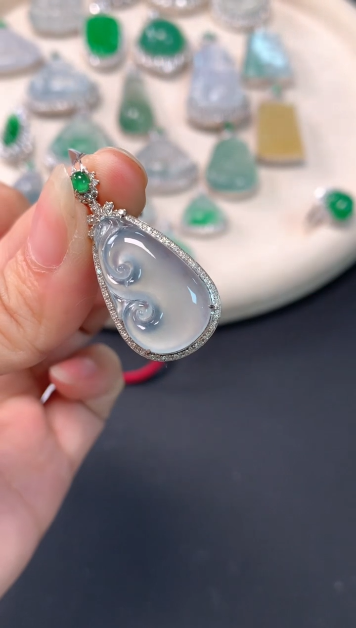 【闪购商品】翡翠吊坠(不含链)18K金镶嵌A442|4980