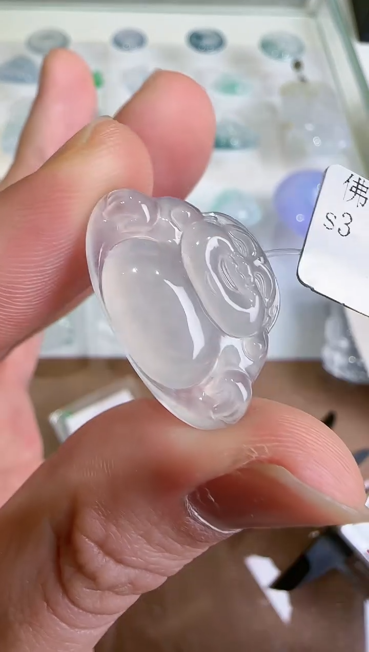 【闪购商品】翡翠吊坠(不含链)未镶嵌..