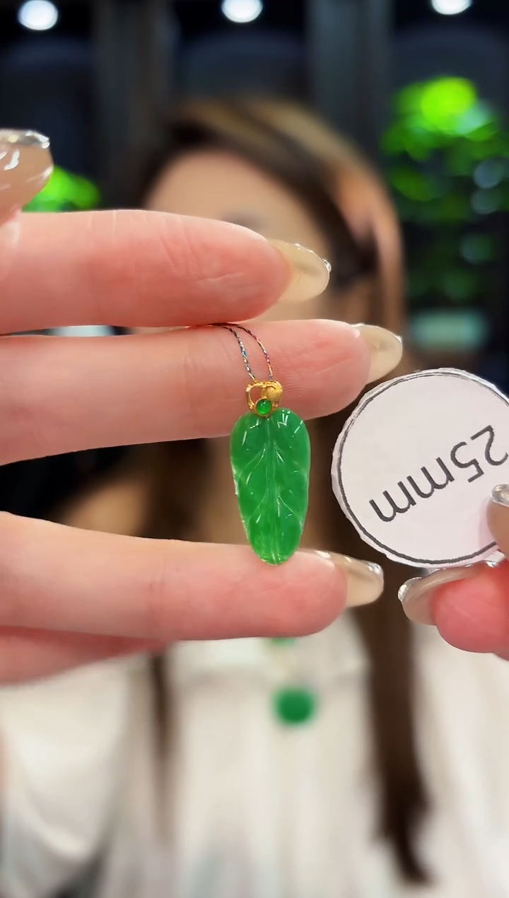 翡翠18K金镶嵌颈饰缅料A货/多样性发货/一件