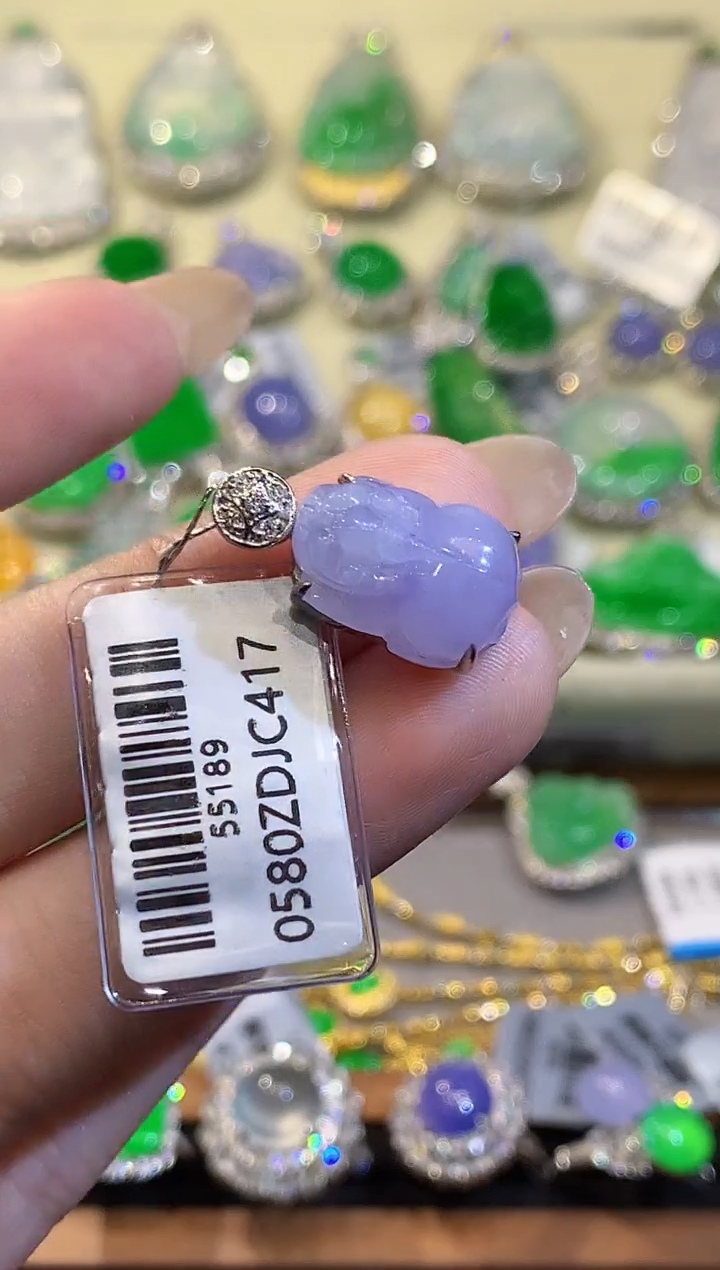 吊坠(不含链)18K金镶嵌翡翠SF多样性发其一