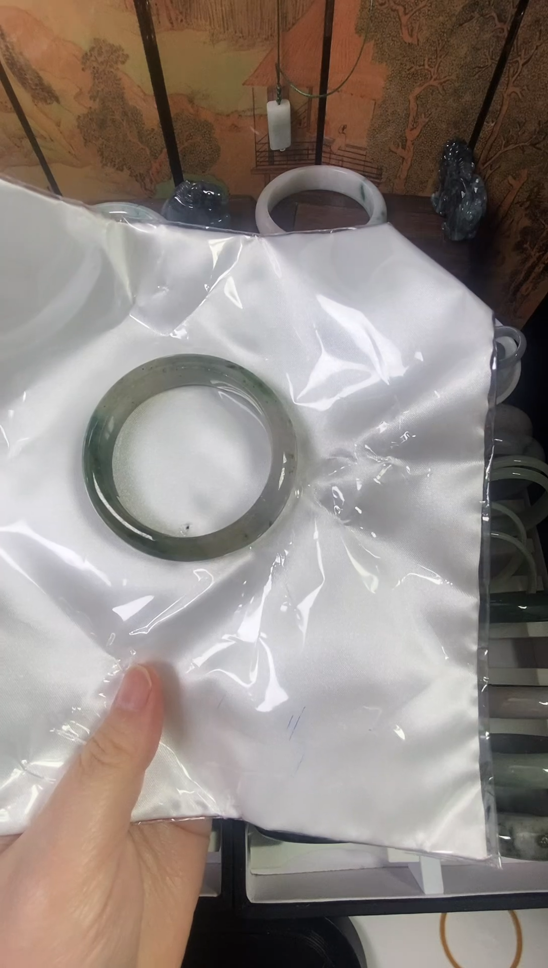 未镶嵌手镯翡翠54