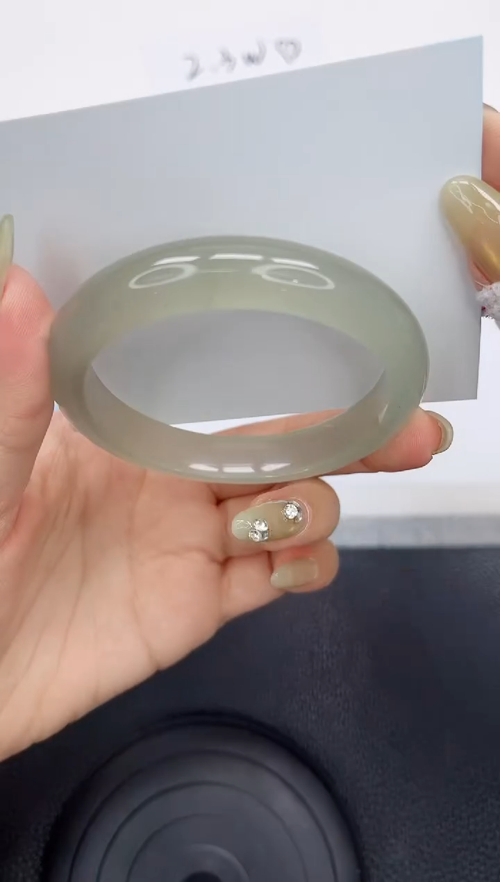 石英质玉手镯未镶嵌162-57