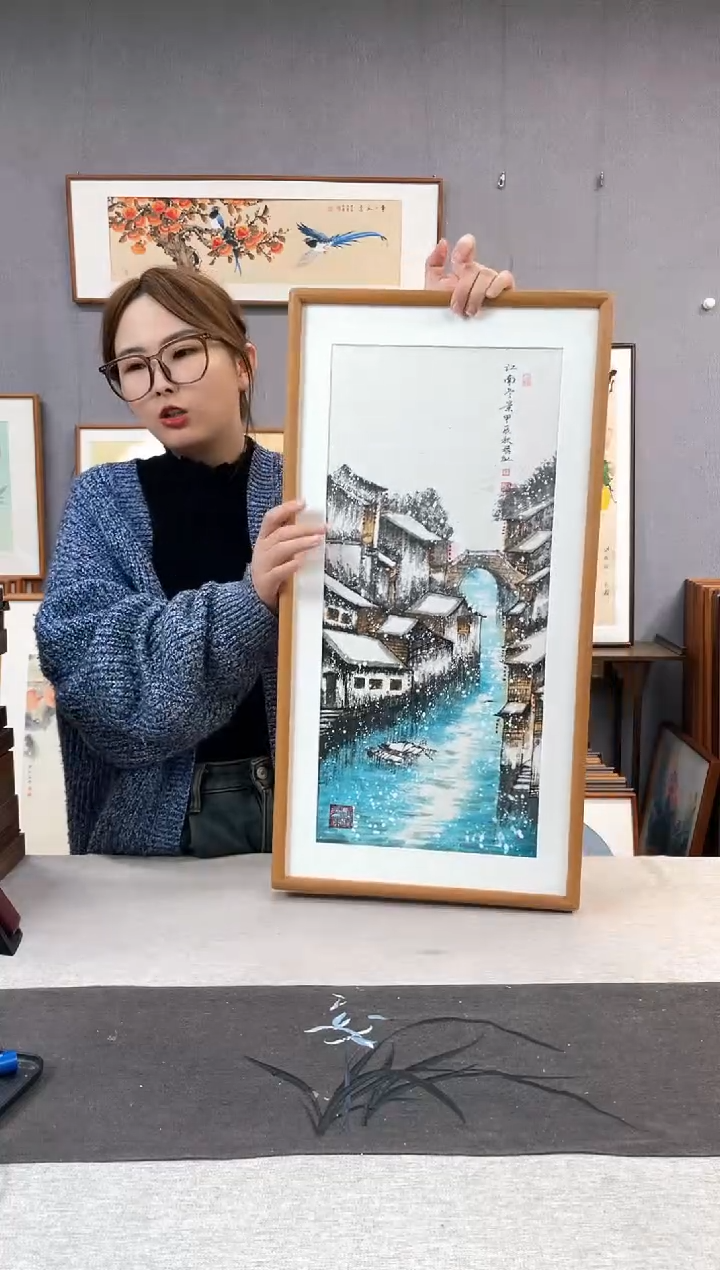 【闪购商品】国画金旗红-手绘带框作品-35*68-水乡