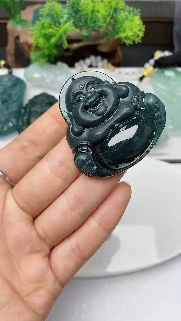 【闪购商品】翡翠颈饰未镶嵌        