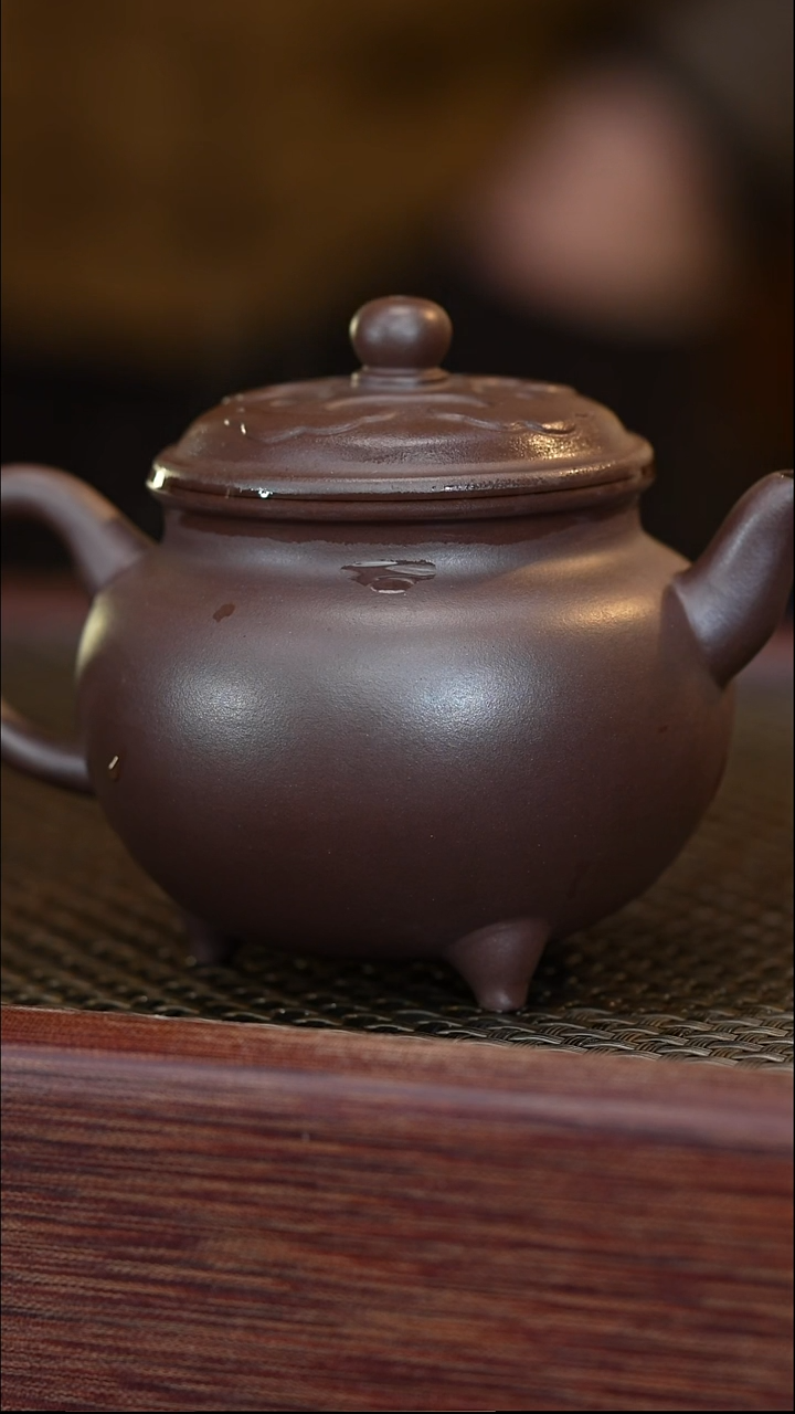 茶壶紫砂三足大彬底槽清