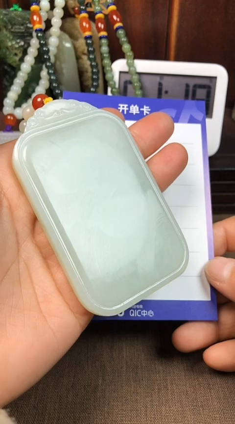 【闪购商品】和田玉颈饰未镶嵌 千里马一绕地球王