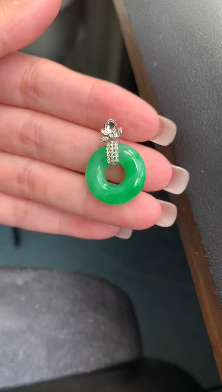 18K金镶嵌定制翡翠48小时鉴赏期 退货不扣服务费