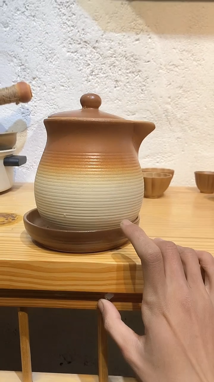 【闪购商品】1000ml美人壶+陶瓷盖+壶承