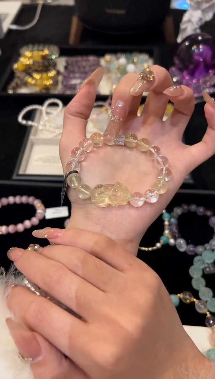 未镶嵌手串水晶黄水手串
