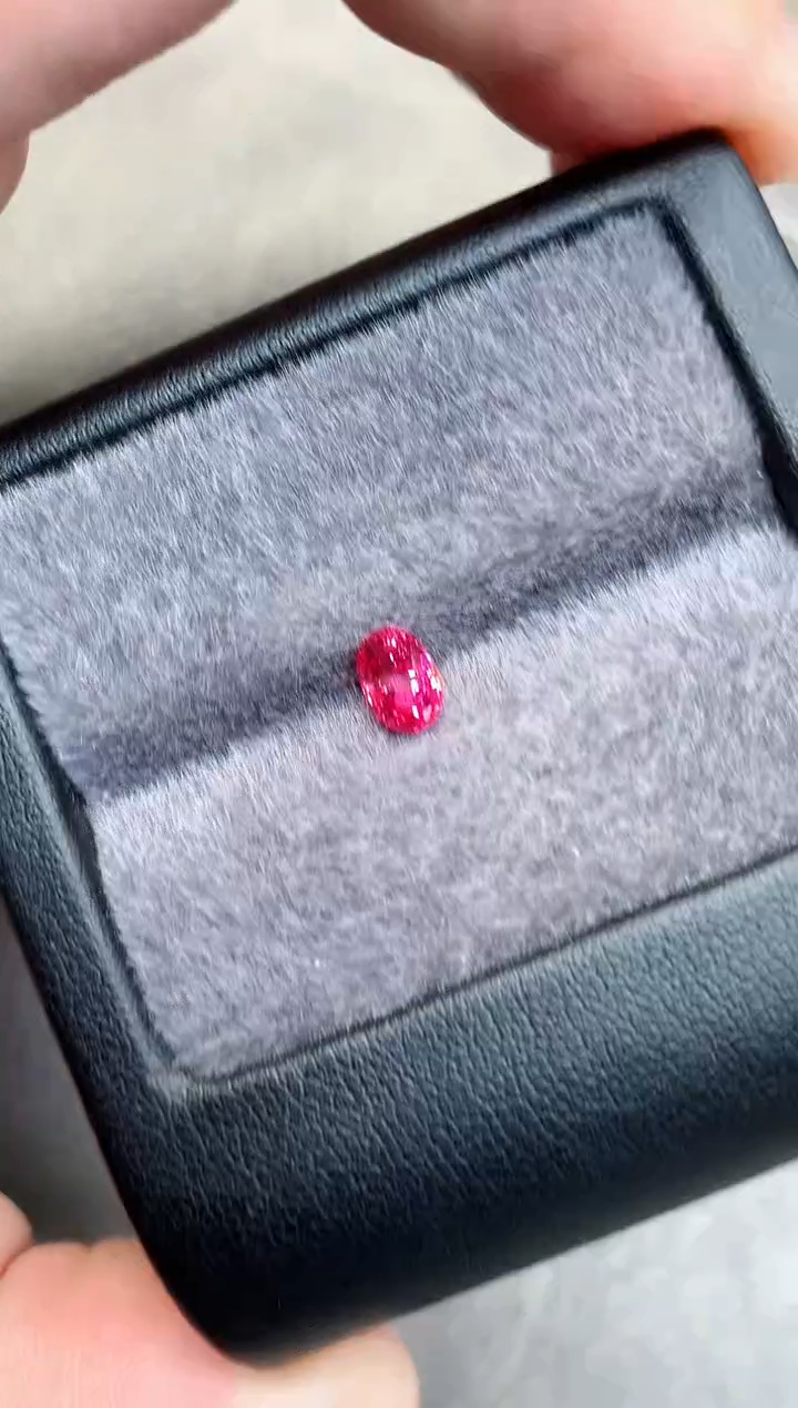 【闪购商品】尖晶石裸石未镶嵌0.86ct绝地武士CML