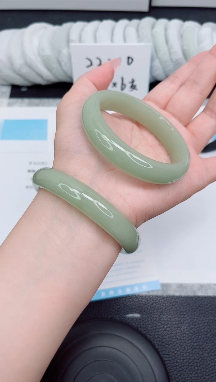 石英质玉手镯未镶嵌33-57.8