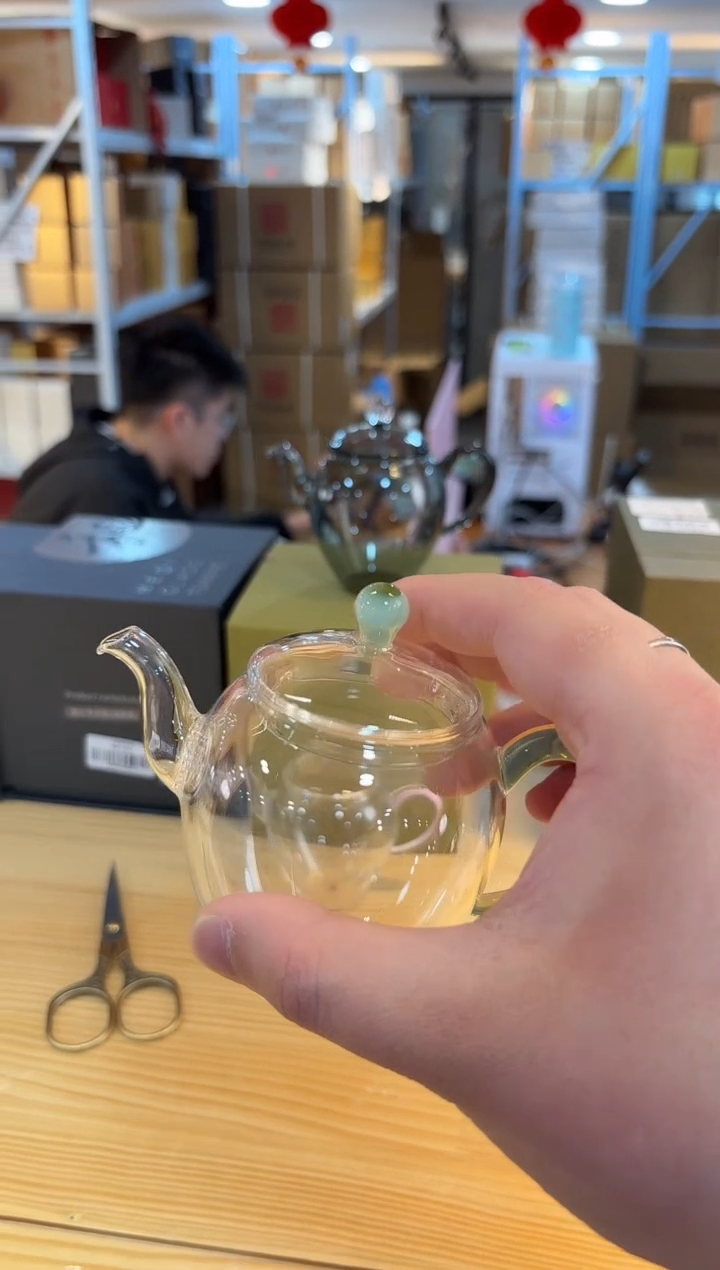 【闪购商品】匠之技-美人肩-透明-青玉硬盒