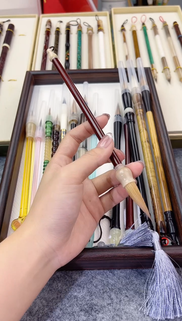 须尽欢牛角高端辽尾狼毫  1只