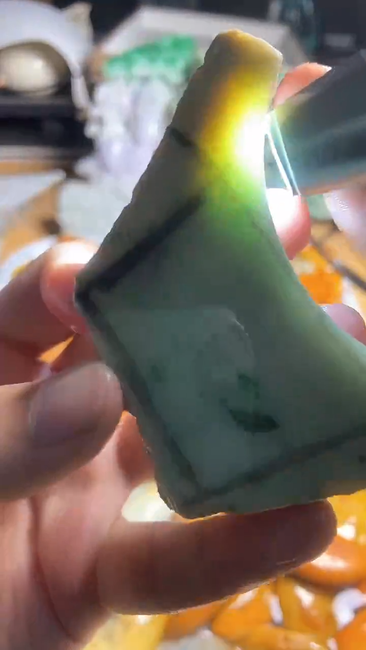 翡翠未镶嵌颈饰天然翡翠