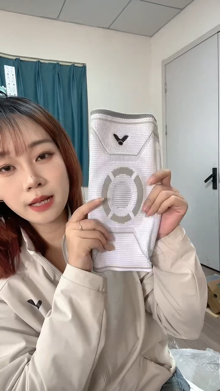 威克多微瑕正品 34号  护膝M吗