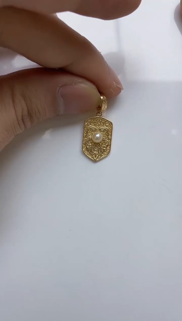 颈饰银S925镶嵌海水珍珠  