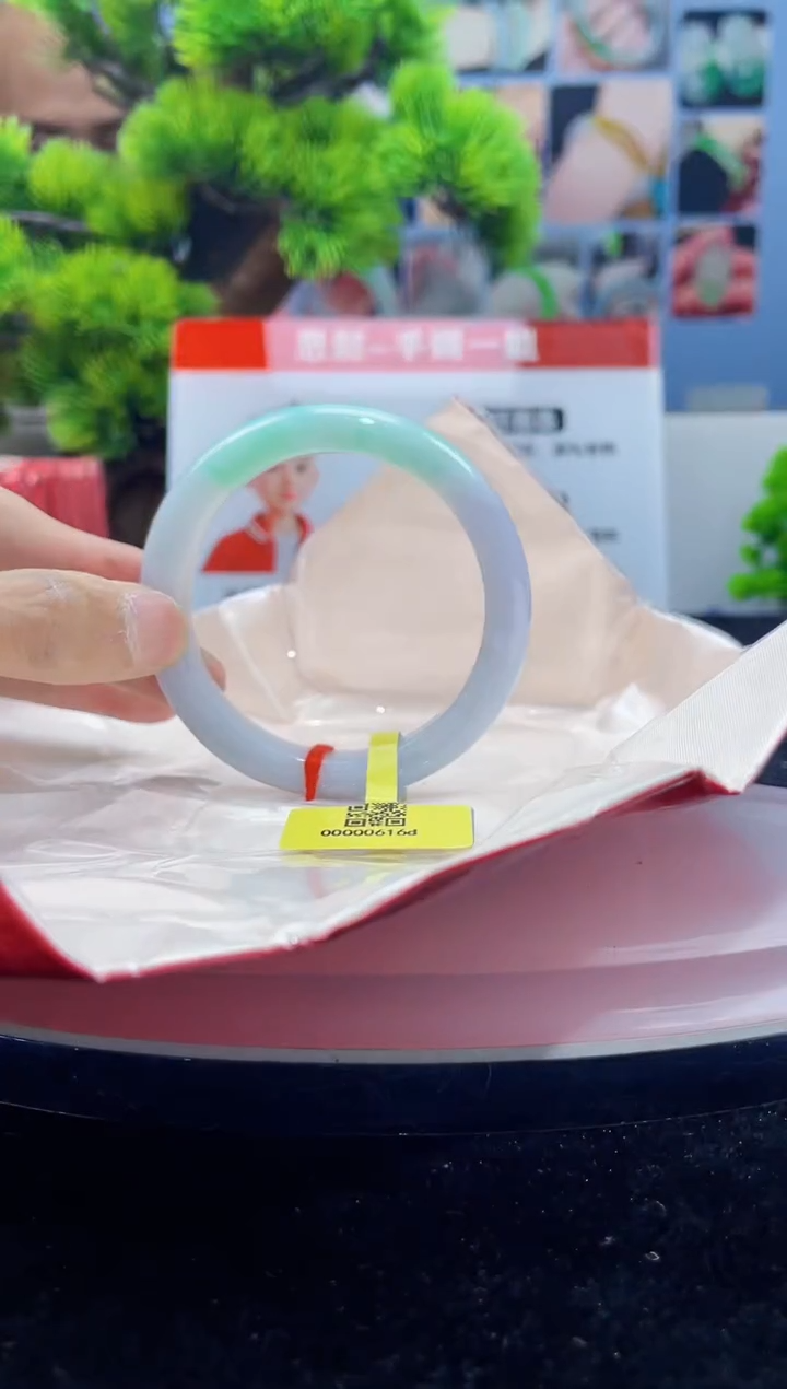 翡翠未镶嵌手镯17手镯