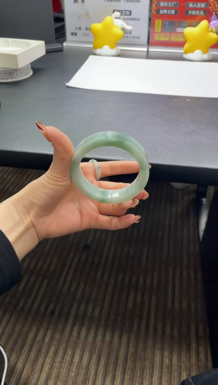 【闪购商品】定制翡翠手镯未镶嵌手镯DDS/发一件
