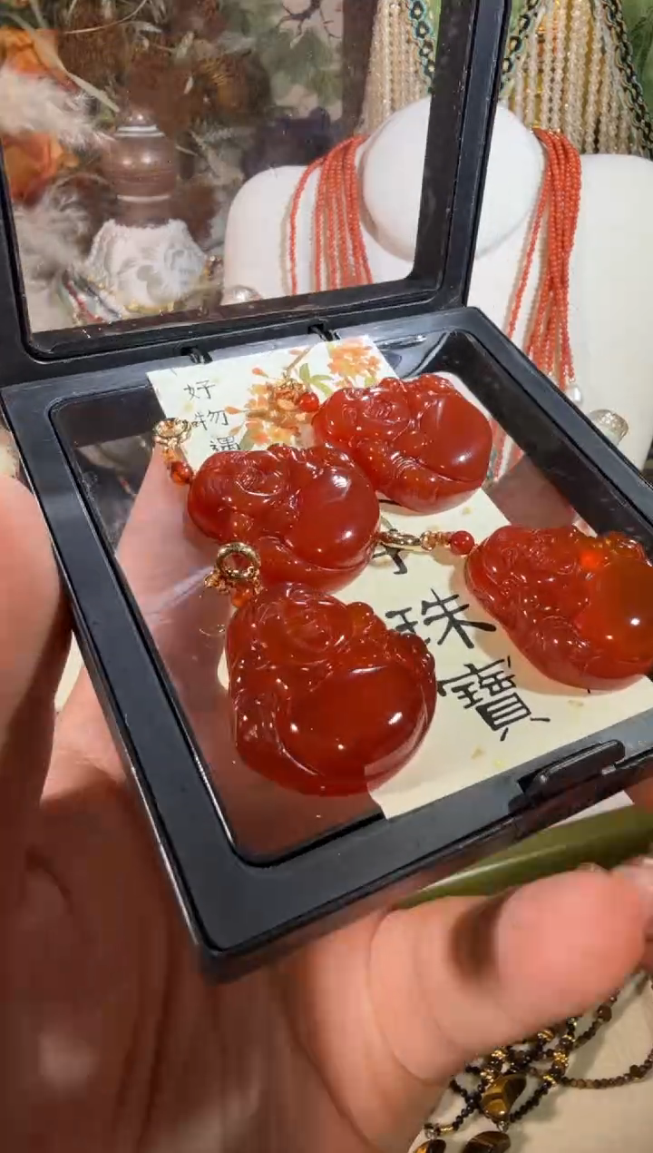 未镶嵌吊坠(不含链)玛瑙/玉髓佛公  420