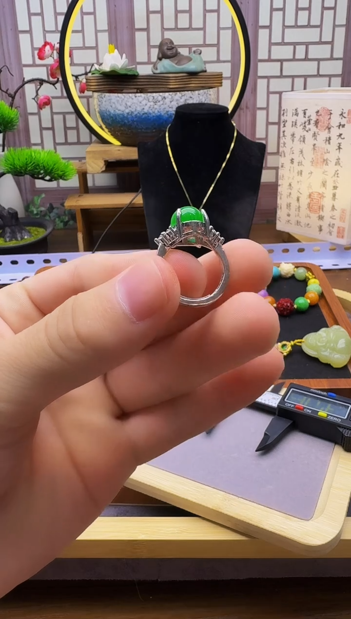 翡翠戒指银S925镶嵌J08        