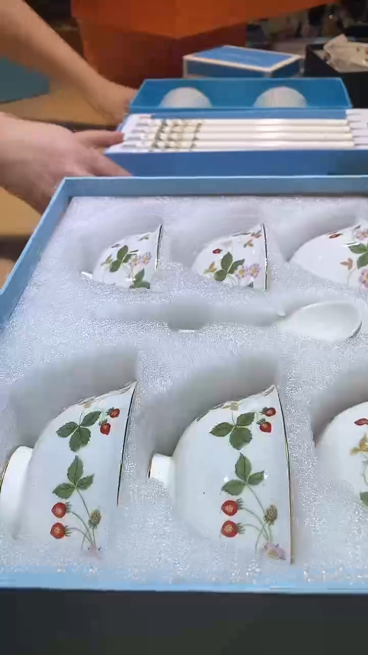 【闪购商品】瓷片锅碗瓢盆一件不剩