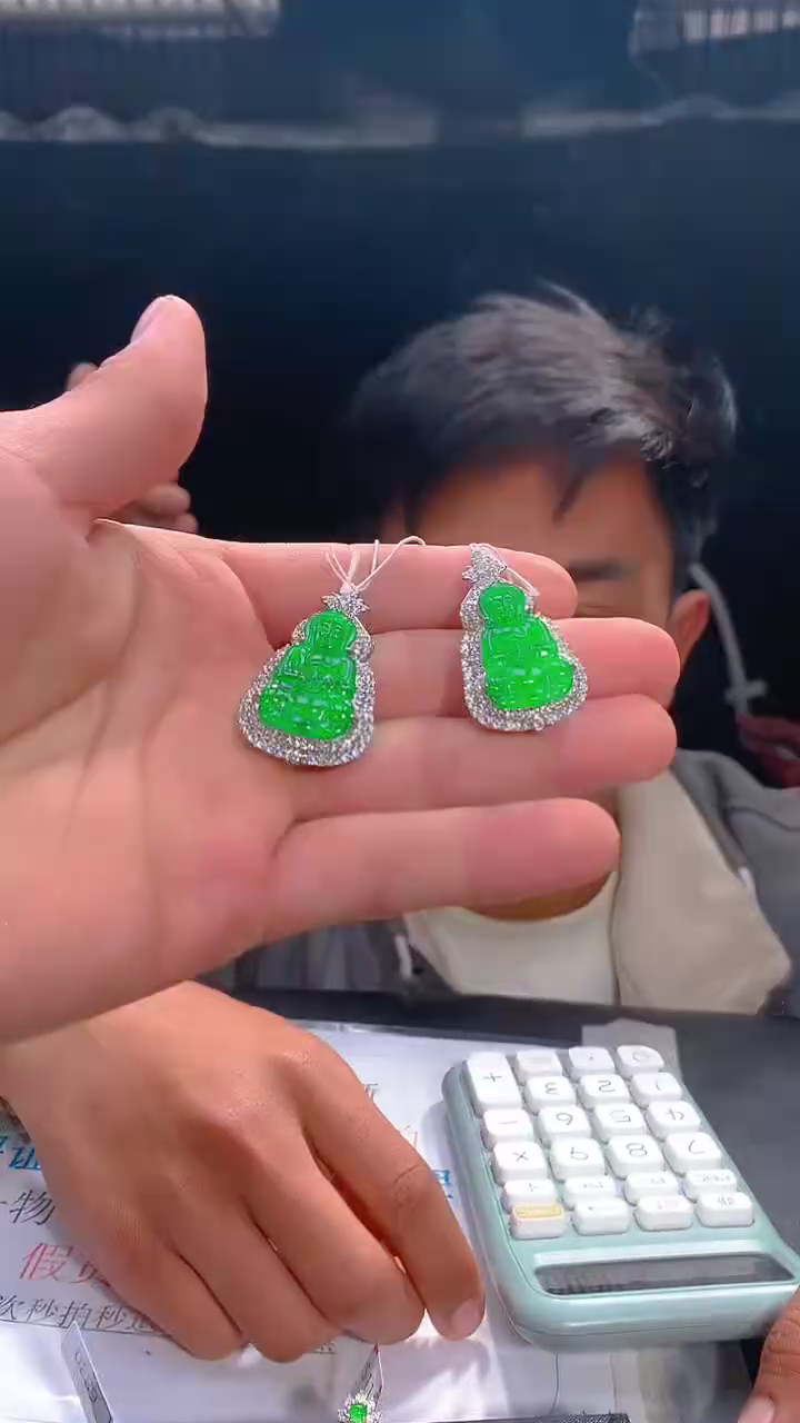 【闪购商品】定制翡翠未镶嵌58-多样性发货（发其一) 