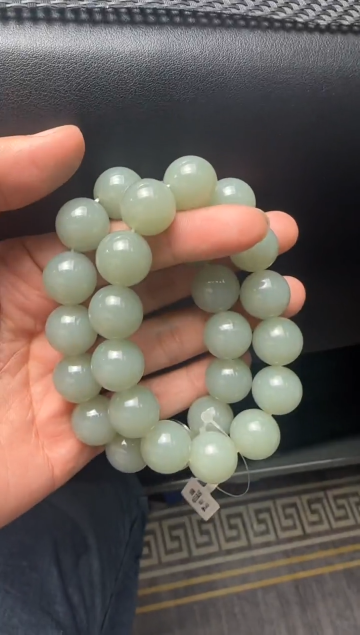 未镶嵌手串和田玉青白玉手串卡16 多样性发其一