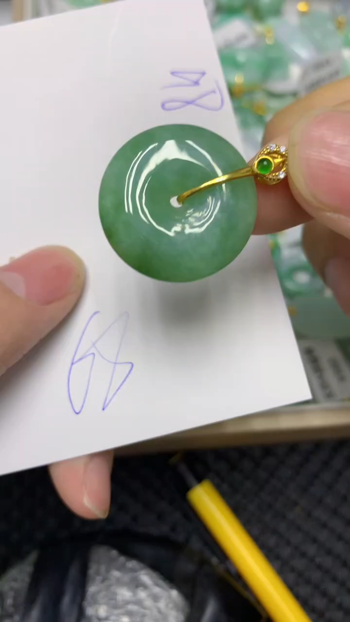 颈饰未镶嵌翡翠翡翠1111111111