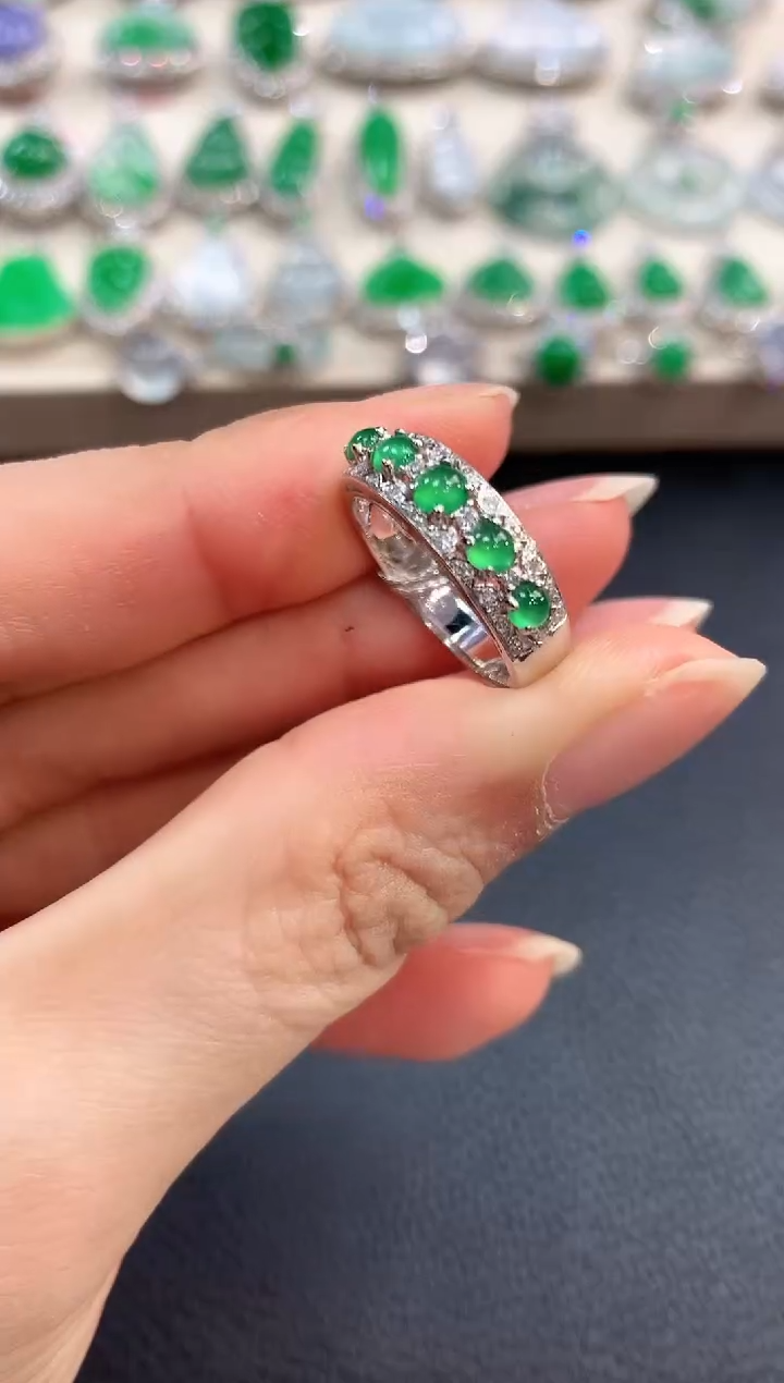 【闪购商品】翡翠戒指18K金镶嵌b80