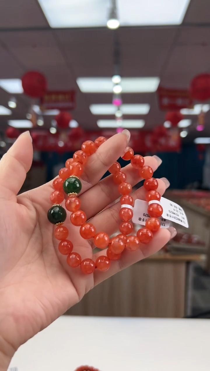 【闪购商品】南红玛瑙珠串未镶嵌多样发其一/92199570