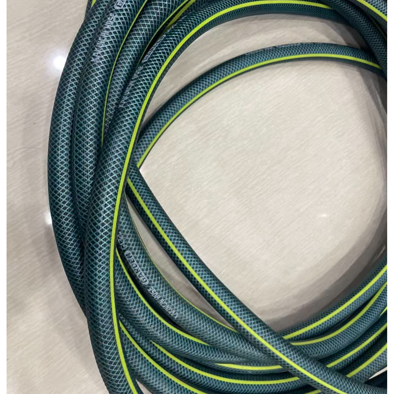 日本进口加厚PVC双线钩编蛇皮管4分6分1寸高压防冻园林浇水管