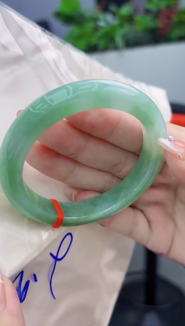 【闪购商品】翡翠手镯未镶嵌翡翠手镯