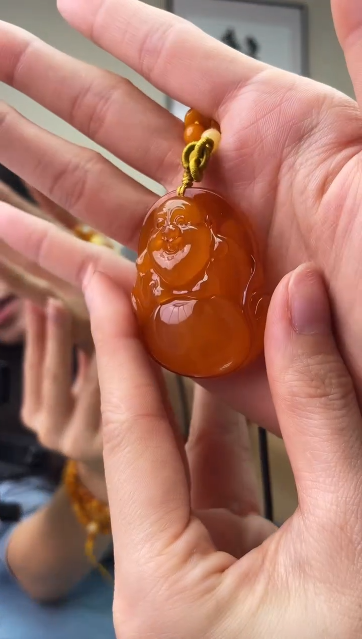 琥珀未镶嵌珠宝奇石T021微瑕假一罚十，多样性发一件