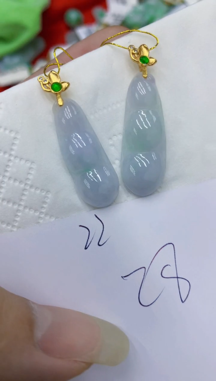 翡翠未镶嵌颈饰111111111111多样性发其一