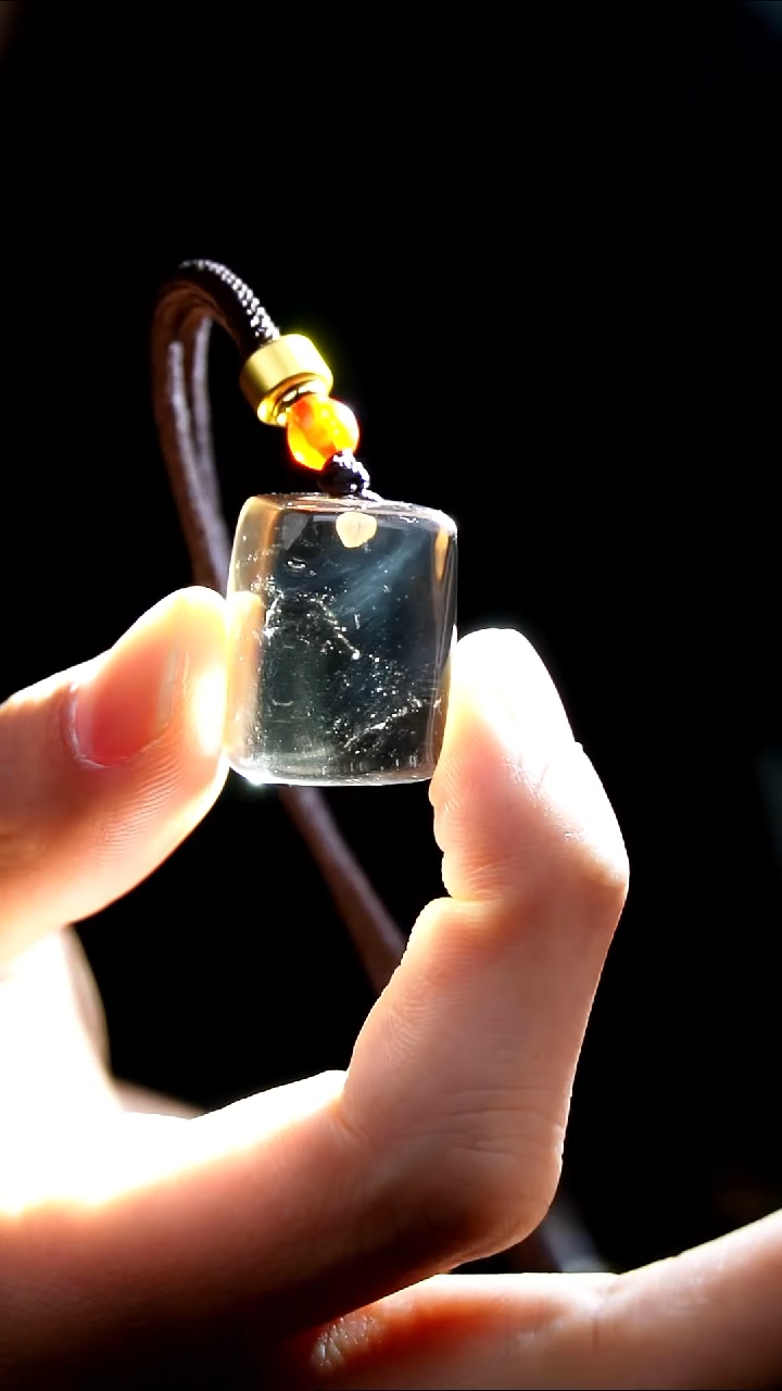 吊坠(赠链)未镶嵌水晶水晶