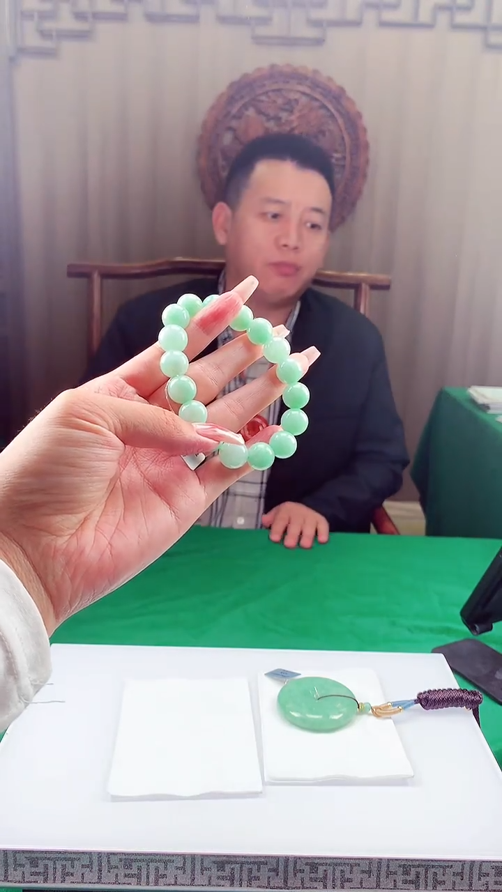 颈饰未镶嵌翡翠挂件发货（拍一发一）