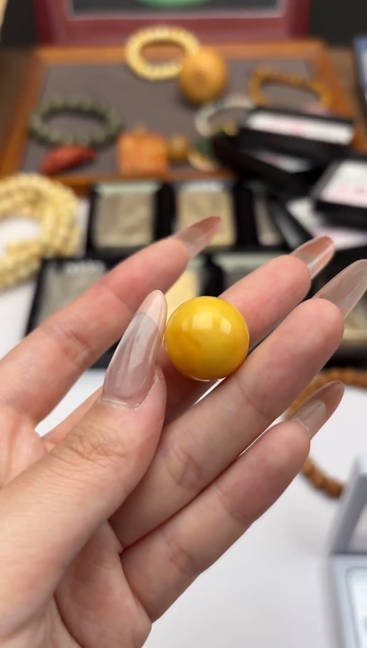 蜜蜡颈饰未镶嵌蜜蜡珠子