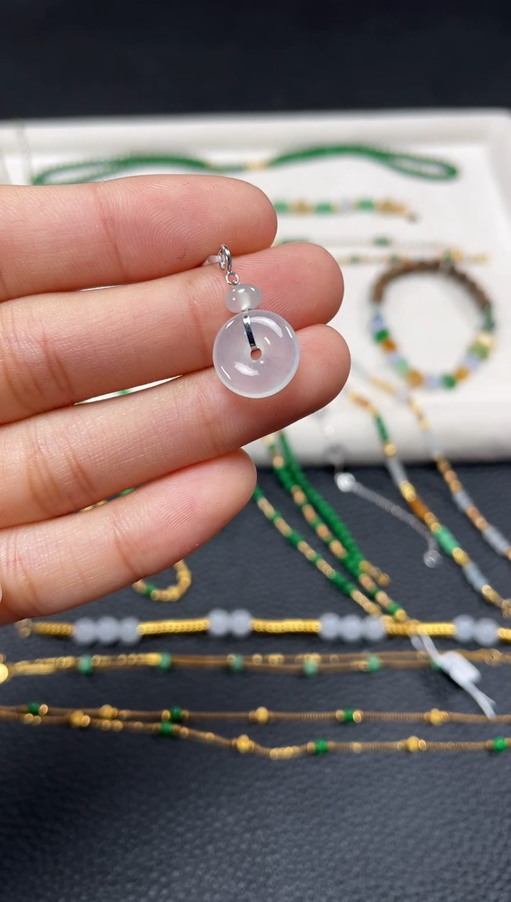 【闪购商品】翡翠吊坠(不含链)18K金镶嵌一个  JK728