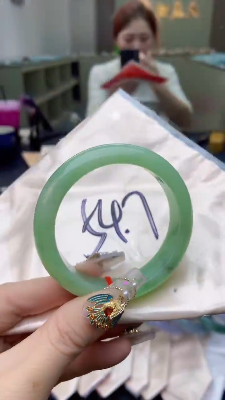 【闪购商品】翡翠手镯未镶嵌0800375227