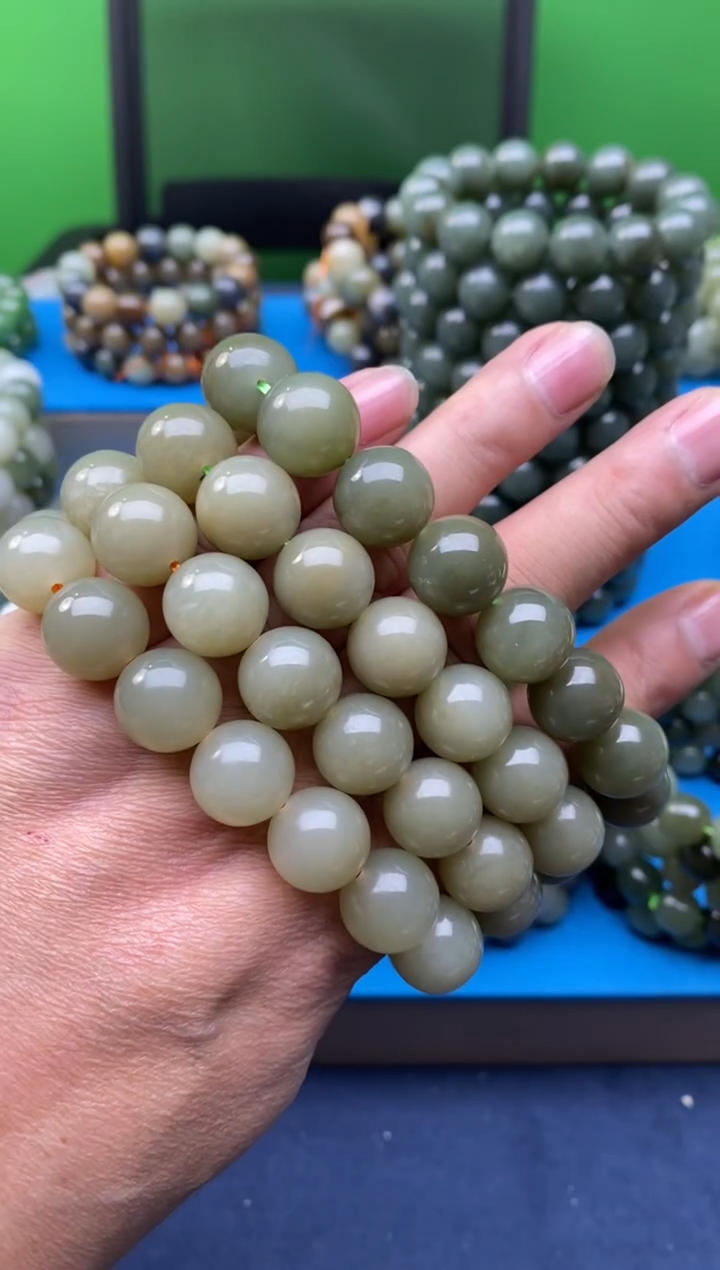 未镶嵌手链和田玉E