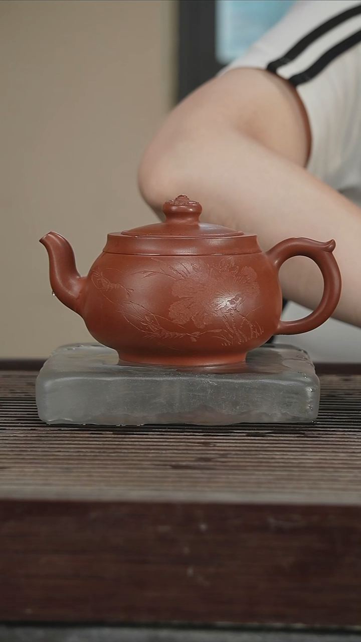 茶壶紫砂37号450CC