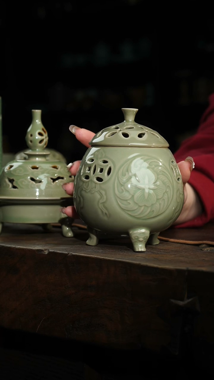 【闪购商品】瓷片越窑 龙蛋香炉