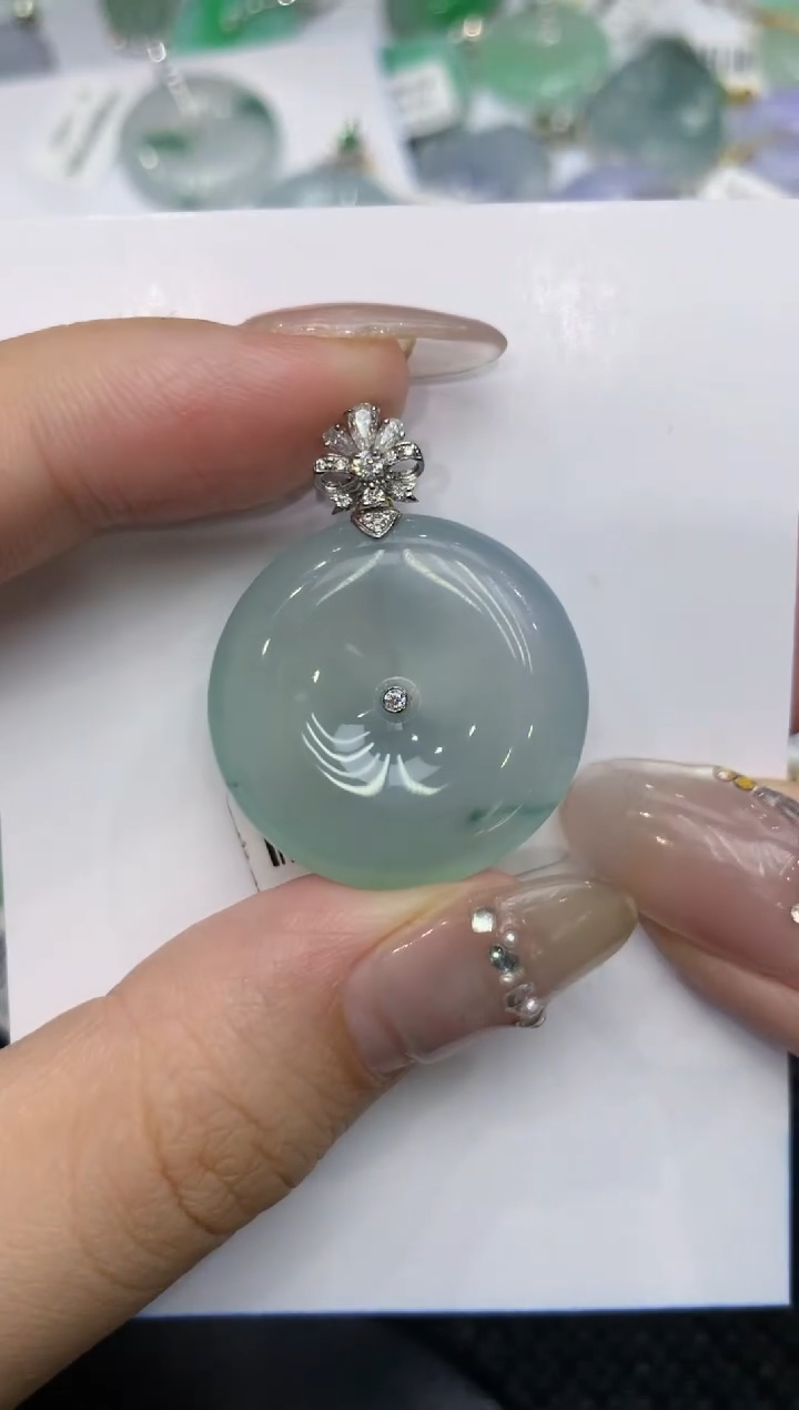 【闪购商品】翡翠颈饰18K金镶嵌222222222